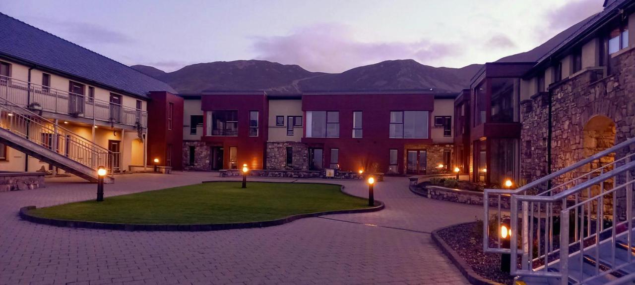Murrisk Apartments - Self Catering Уестпорт Екстериор снимка