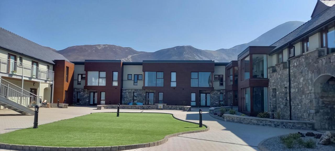 Murrisk Apartments - Self Catering Уестпорт Екстериор снимка