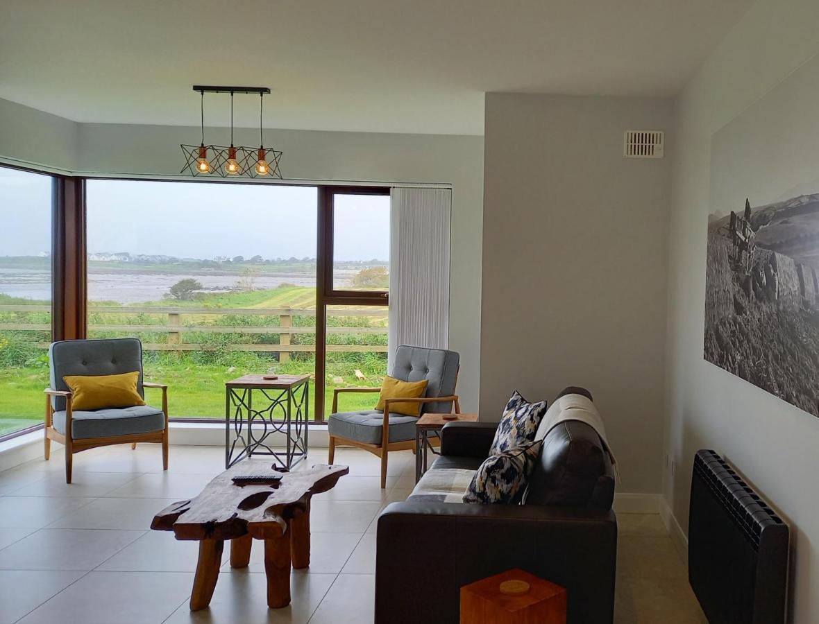 Murrisk Apartments - Self Catering Уестпорт Екстериор снимка